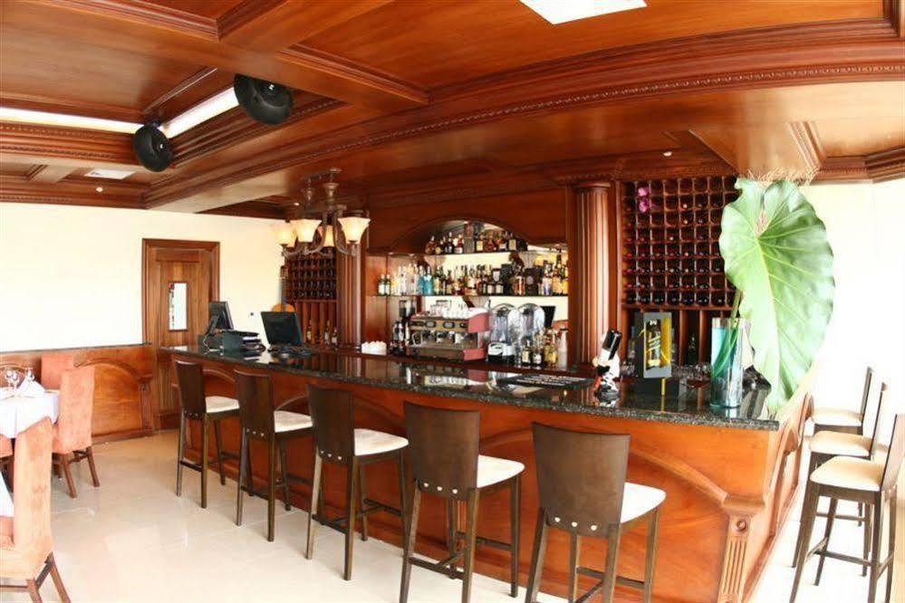 Hotel Century Plaza Santiago De Los Caballeros Restoran fotoğraf